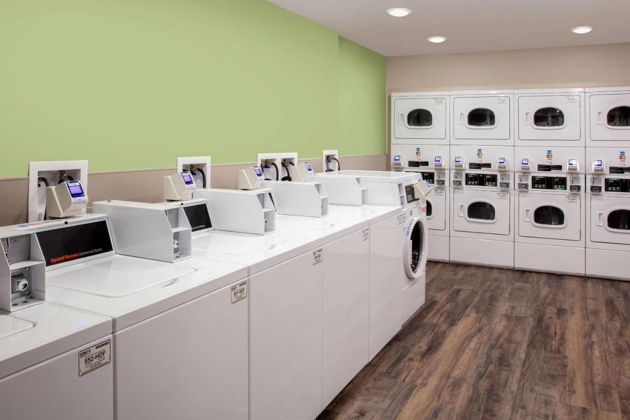 Woodsping Suites Washington Dc East Arena Drive Lake Arbor Εξωτερικό φωτογραφία